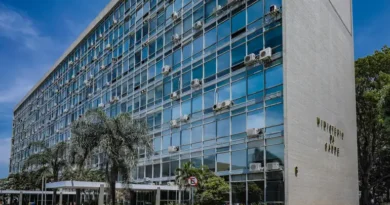 Sindsep-DF reage a contratações sem concurso no MS e cobra o fortalecimento do serviço público