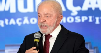 Servidores devem reconhecer avanços, mas luta por atendimento de pautas urgentes continua Servidores devem reconhecer avanços, mas luta por atendimento de pautas urgentes continua